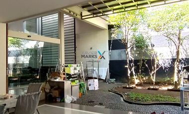 Dijual Rumah Mewah Terawat 2 Lantai di Boulevard Puncak Dieng, Malang