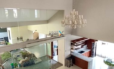 Dijual Rumah Mewah Terawat 2 Lantai di Boulevard Puncak Dieng, Malang