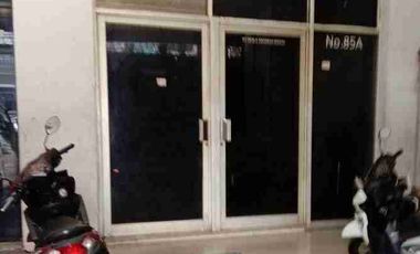 Di jual ruko siap usaha 3 lantai lokasi strategis  di jalan suryopranoto Jakarta Pusat
