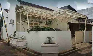 Jual Cepat Rumah Hook Semi Furnish Strategis di Jatibening Indah