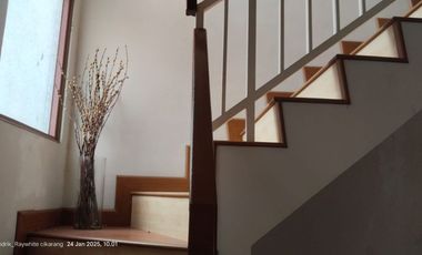 Di Jual RumahHook 2 Lantai di Galuhmas  Karawang Barat