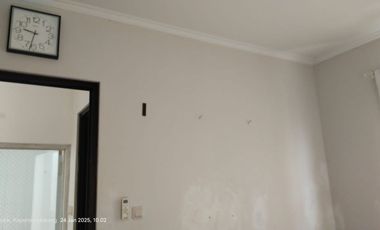 Di Jual RumahHook 2 Lantai di Galuhmas  Karawang Barat