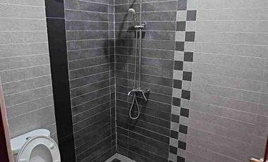 Disewakan Rumah Luas 230m² Eksklusif dan Strategis di dekat Pintu Toll Dan Mall Bekasi Barat