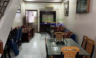 TOWNHOUSE FOR RENT IN SAN ANTONIO, MAKATI CITY