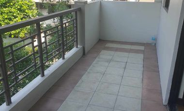 Rosewood Pointe 3 Bedroom Corner Unit Unfurn with aircons and water heater