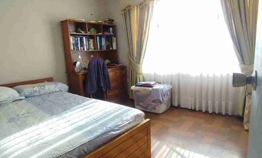 Vendo Hermosa Casa Sólida con Piscina, 338 mts² 5 dormitorios 3 baños 3 Estacionamientos.