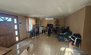 Casa + Galpón en Venta San Vicente de Tagua Tagua ubicada en un excelente barrio residencial y tranquilo