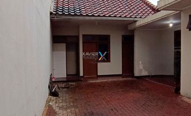 Dijual Rumah Semi Furnish di Blok Depan PBI Araya, Blimbing Malang