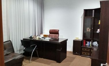 DIJUAL/DISEWAKAN OFFICE UKURAN 136M2 DI SYNERGY BUILDING ALAM SUTERA