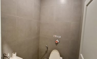 OVERKONTRAK SISA 1 TAHUN RUKO DISEWAKAN DI KEMANG SELATAN, JAKARTA SELATAN EX CAFE