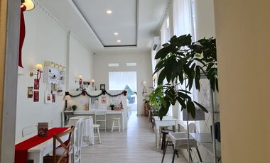 OVERKONTRAK SISA 1 TAHUN RUKO DISEWAKAN DI KEMANG SELATAN, JAKARTA SELATAN EX CAFE