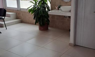 SE VENDE CASA DE DOS PISOS CON LOCAL COMERCIAL – YOPAL