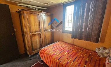 QVAL SPA Permuta, Vende o Arrienda a Empresas. Casa Habitacion o Fines comerciales a 20 mt de Alameda y 300 mt Univ. O´Higgins