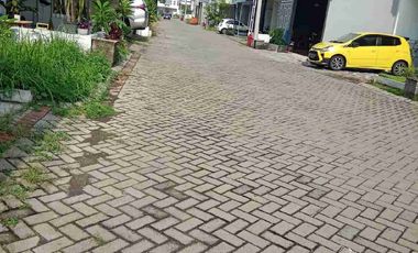 Rumah Siap Huni
Perum Mandiri Residence Krian Sidoarjo 
Full Renov, kanopi dan Dek full sisa tanah belakang