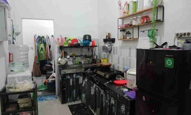 Rumah Siap Huni
Perum Mandiri Residence Krian Sidoarjo 
Full Renov, kanopi dan Dek full sisa tanah belakang