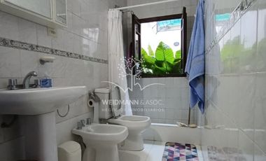 Casa en venta, barrio Sargento Cabral, Santa Fe