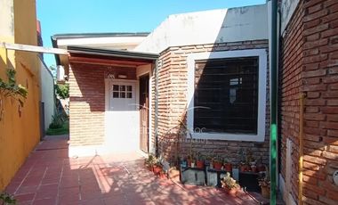 Casa en venta, barrio Sargento Cabral, Santa Fe