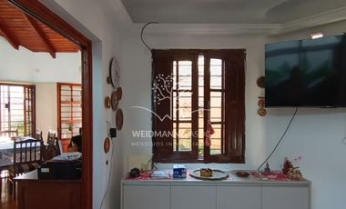 Casa en venta, barrio Sargento Cabral, Santa Fe