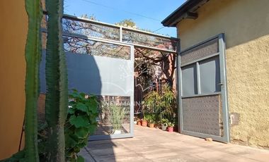 Casa en venta, barrio Sargento Cabral, Santa Fe