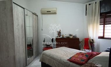 Casa en venta, barrio Sargento Cabral, Santa Fe