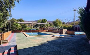 Leon Propiedades vende parcela con casa en Fundo Monterrey, Curacaví.