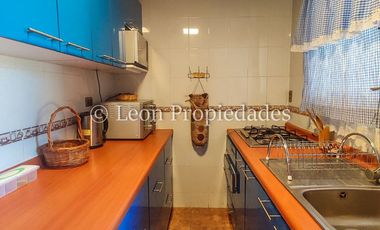 Leon Propiedades vende parcela con casa en Fundo Monterrey, Curacaví.