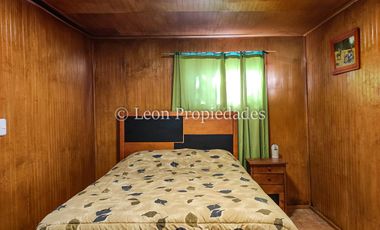 Leon Propiedades vende parcela con casa en Fundo Monterrey, Curacaví.