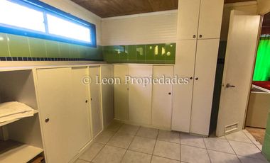 Leon Propiedades vende parcela con casa en Fundo Monterrey, Curacaví.