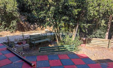 Leon Propiedades vende parcela con casa en Fundo Monterrey, Curacaví.