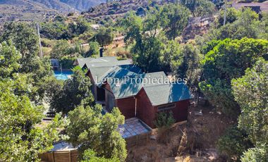 Leon Propiedades vende parcela con casa en Fundo Monterrey, Curacaví.