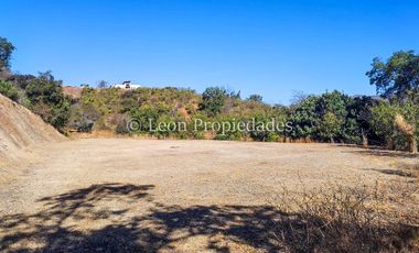 Leon Propiedades vende parcela con casa en Fundo Monterrey, Curacaví.