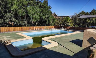 Leon Propiedades vende parcela con casa en Fundo Monterrey, Curacaví.