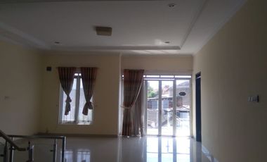 Sewa Rumus Luas di Margahayu Raya dekat MTC Sekitar Jalan Neptunus Soekarno Hatta | SW071