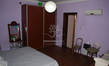 Casa en venta, Barrio Constituyente, posibilidad destino comercial o profesional