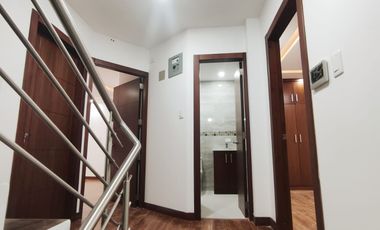 Casa de venta por estrenar al sur de Loja