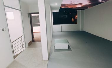 Casa de venta por estrenar al sur de Loja