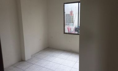 DEPARTAMENTO EN ALQUILER UBICADO EN LA MANUEL SERRANO Y 10 DE AGOSTO