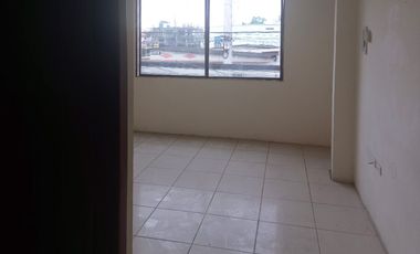 DEPARTAMENTO EN ALQUILER UBICADO EN LA MANUEL SERRANO Y 10 DE AGOSTO
