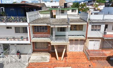 SE VENDE CASA SAN ALONSO COMERCIAL Y RESIDENCIAL