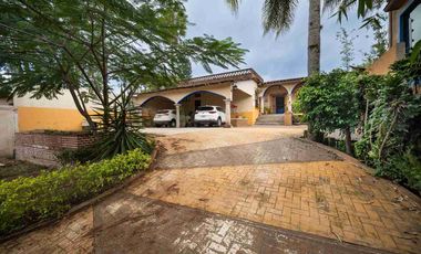 Renta de hermosa  casa   de un piso