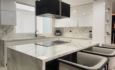 Casa en Arriendo en Loma de San Jose, Sabaneta Antioquia