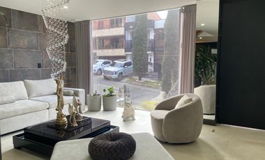 Casa en Arriendo en Loma de San Jose, Sabaneta Antioquia