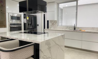 Casa en Arriendo en Loma de San Jose, Sabaneta Antioquia