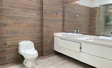 Casa en Arriendo en Loma de San Jose, Sabaneta Antioquia