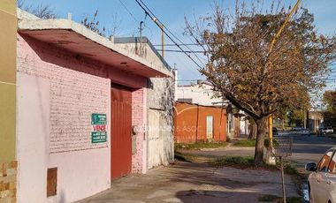Galpón - Cochera en venta, múltiples usos, Santa Fe