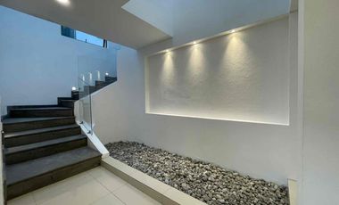 EXCLUSIVA CASA EN RENTA CONDADO DEL VALLE METEPEC BAKIERA AMUEBLADA