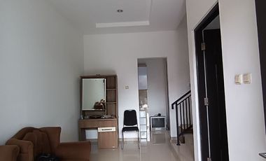 Rumah Cluster Ciledug Siap Huni Bebas Banjir Dekat Halte Busway