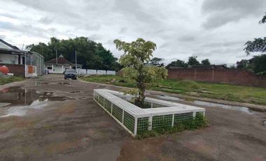 Perumahan Pinggir Jalan Provinsi