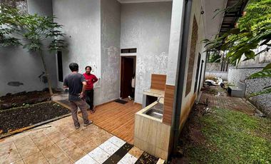 Disewakan Rumah 1 Lantai Halaman luas