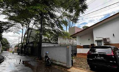 Disewakan Rumah 1 Lantai Halaman luas